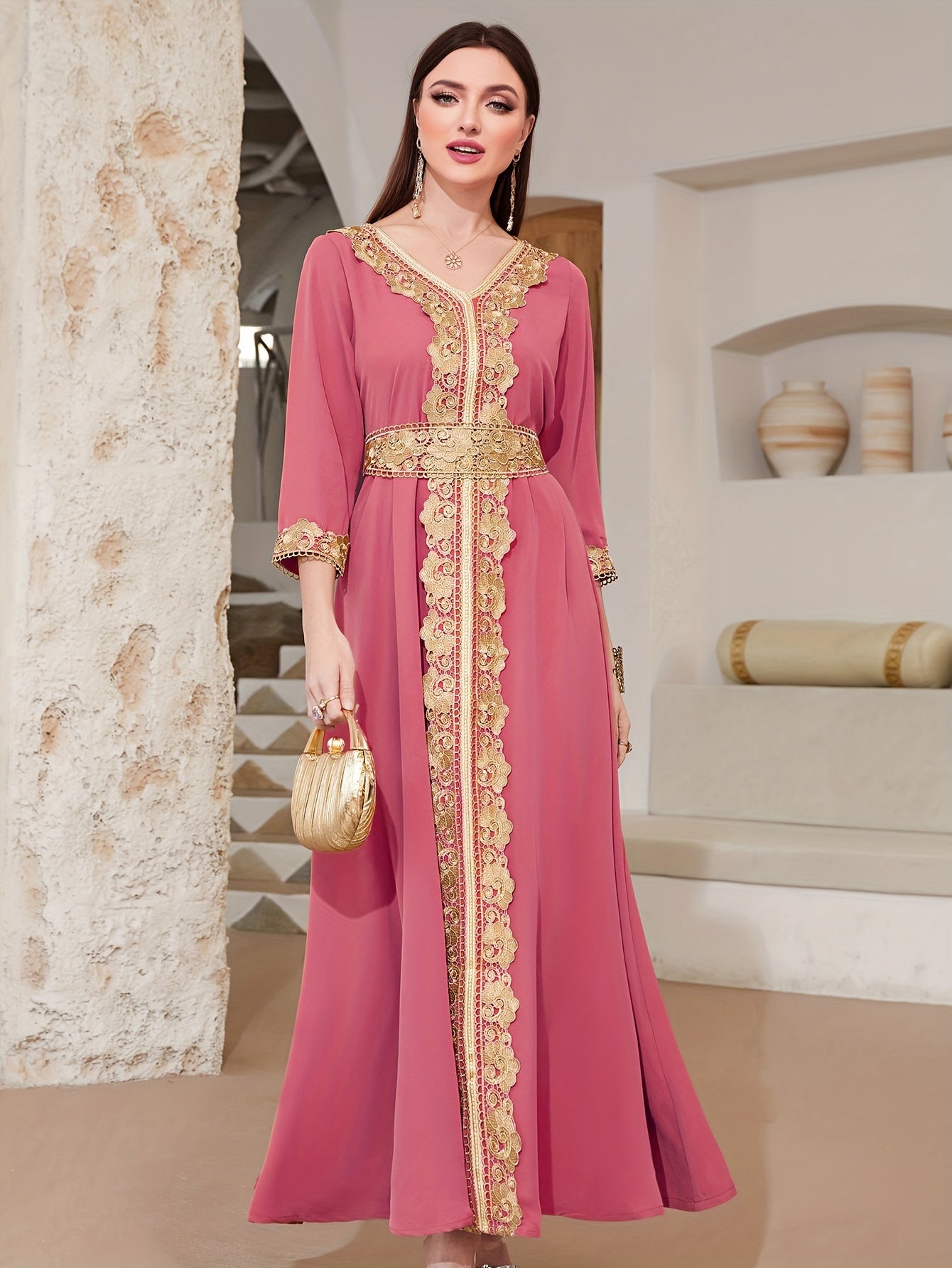 Robe caftan avec ceinture Brodée Doré