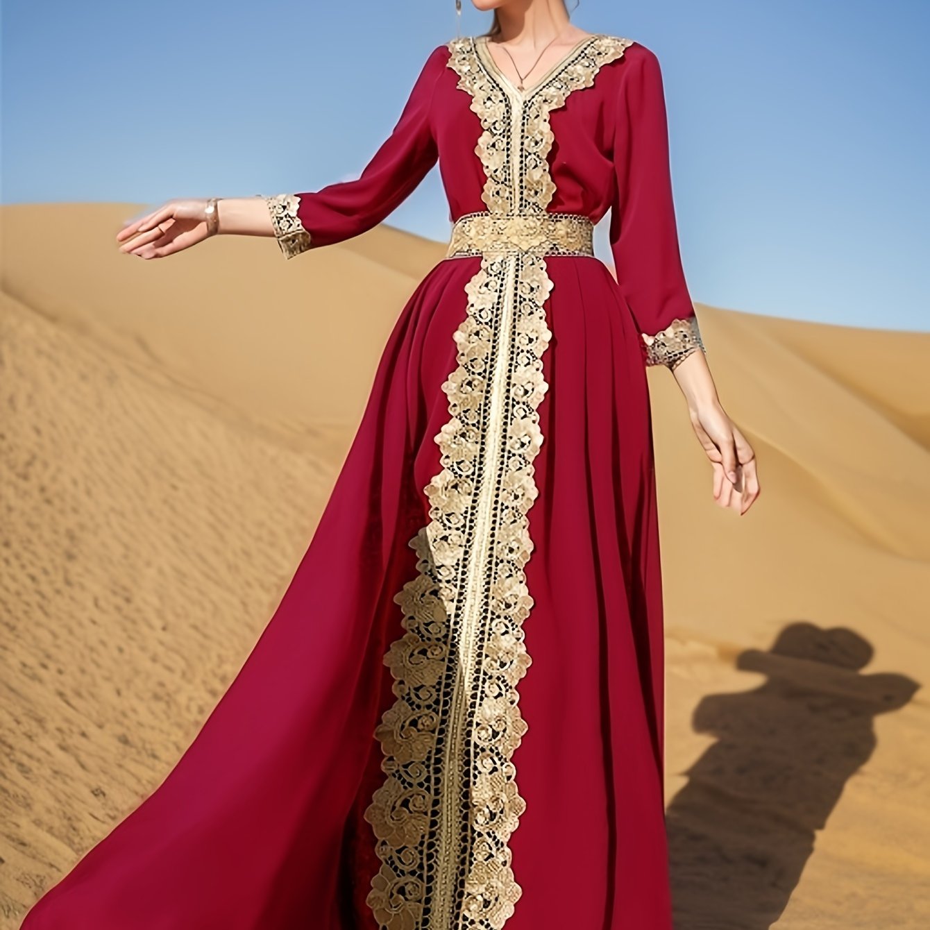 Robe caftan avec ceinture Brodée Doré